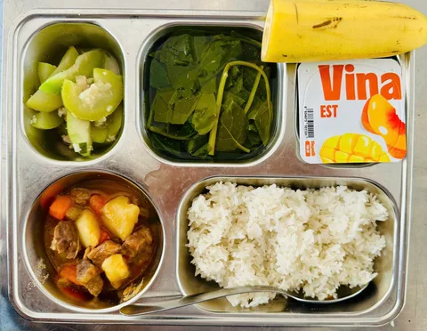 Ảnh bữa ăn Thứ Ba, ngày 27/10/2026 tại Trường Tiểu học Ngô Mây
